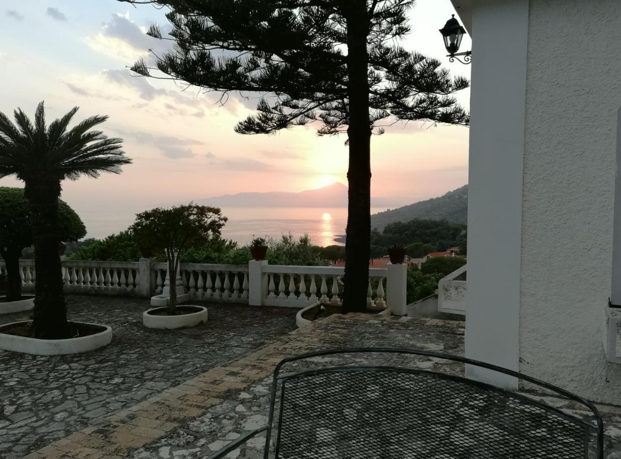 Villa Venezuela 1° Piano Maratea Exterior foto